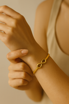 Infinite Aura Anti Tarnish Bracelet