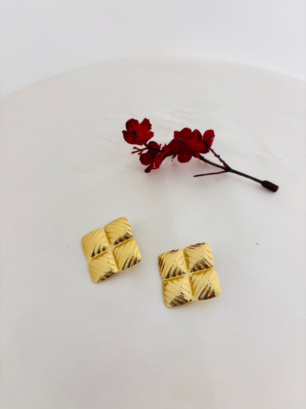 Gilded Lattice Anti Tarnish Earrings