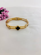 Eterna Clover – Black Anti Tarnish Bracelet