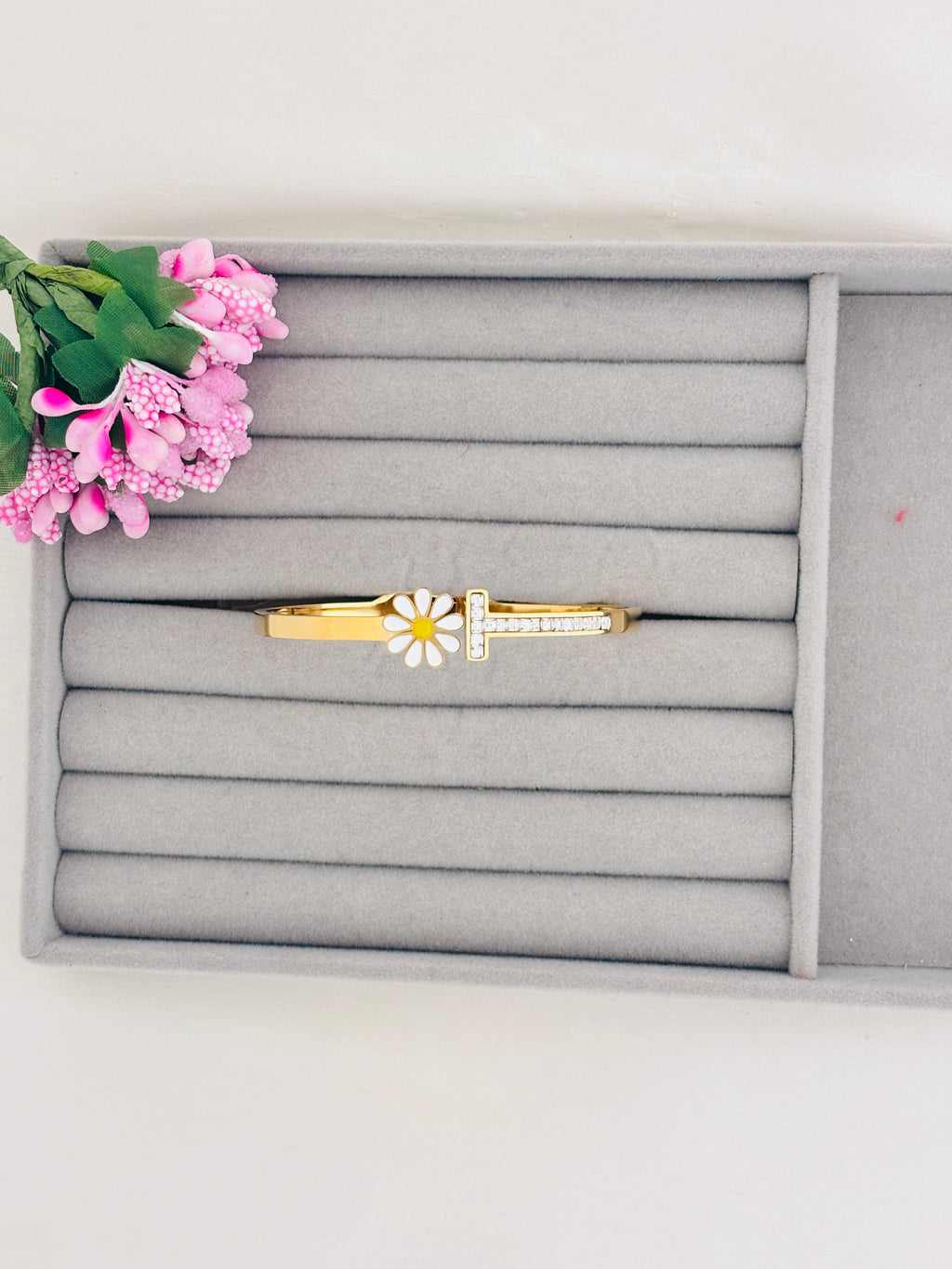 Blooming Grace Anti Tarnish Bracelet